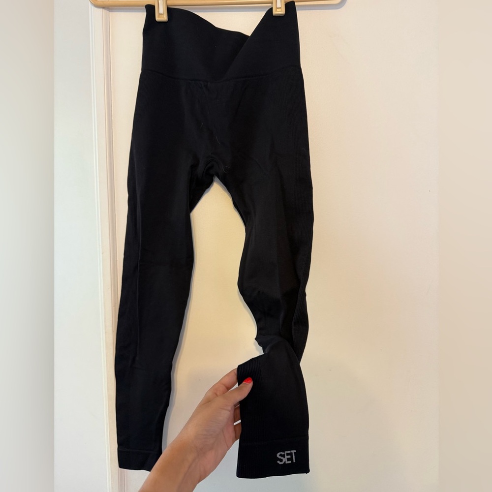 Set Active Black Leggings